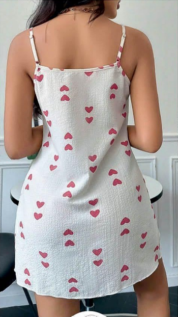 Kalpli Desenli İnce Askılı Kadın Gecelik – Beyaz